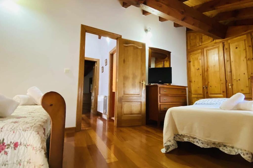 Apartamentos Rurales Lleguera 라네스 외부 사진