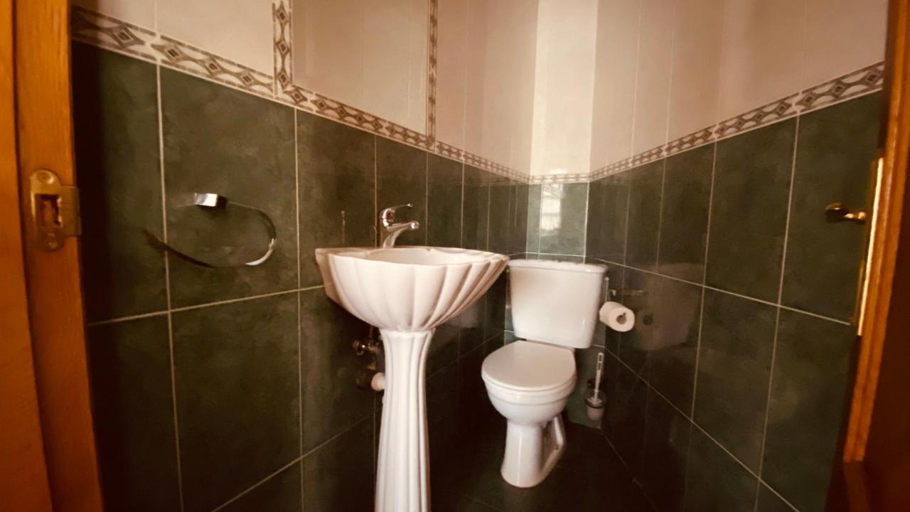 Apartamentos Rurales Lleguera 라네스 외부 사진